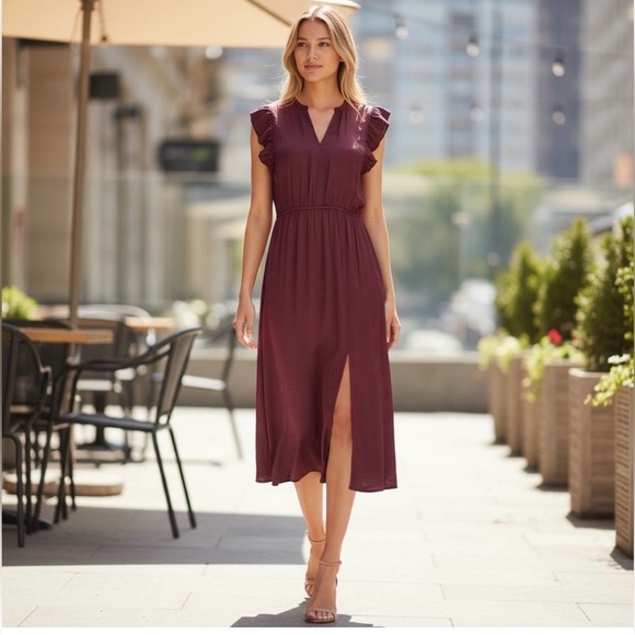 Steve Madden Dresses & Skirts - NWOT Steve Madden Women’s US Size L Allegra Midi Dress in Berry Plum